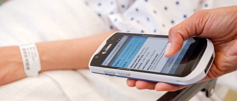 SOLUTIONS TECHNOLOGIQUES POUR LE SECTEUR DE LA SANTÉ￼￼￼